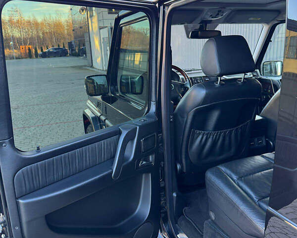 Черный Мерседес Г-Класс, объемом двигателя 5 л и пробегом 232 тыс. км за 34000 $, фото 14 на Automoto.ua