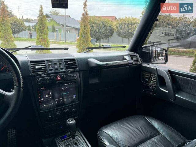 Черный Мерседес Г-Класс, объемом двигателя 4.97 л и пробегом 167 тыс. км за 31777 $, фото 11 на Automoto.ua