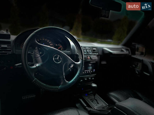 Черный Мерседес Г-Класс, объемом двигателя 4.97 л и пробегом 167 тыс. км за 31777 $, фото 13 на Automoto.ua