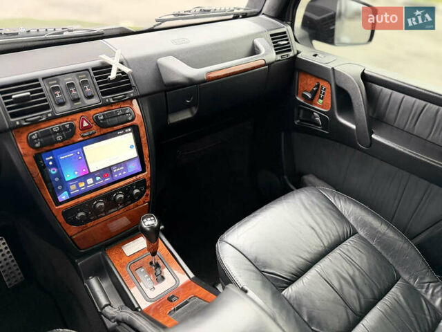 Черный Мерседес Г-Класс, объемом двигателя 5.44 л и пробегом 198 тыс. км за 30000 $, фото 11 на Automoto.ua