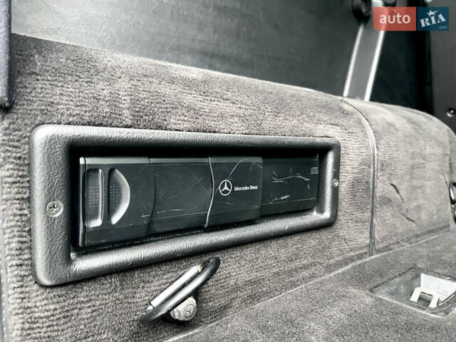 Черный Мерседес Г-Класс, объемом двигателя 5.5 л и пробегом 131 тыс. км за 45000 $, фото 8 на Automoto.ua