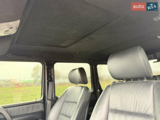 Черный Мерседес Г-Класс, объемом двигателя 5.44 л и пробегом 198 тыс. км за 30000 $, фото 20 на Automoto.ua