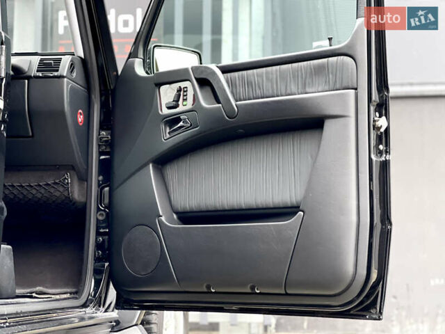 Черный Мерседес Г-Класс, объемом двигателя 5.5 л и пробегом 131 тыс. км за 45000 $, фото 45 на Automoto.ua