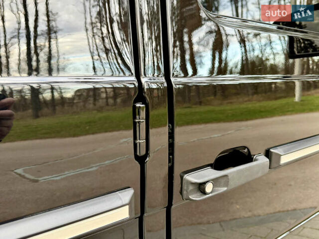 Чорний Мерседес Г-Клас, об'ємом двигуна 5 л та пробігом 200 тис. км за 35000 $, фото 52 на Automoto.ua