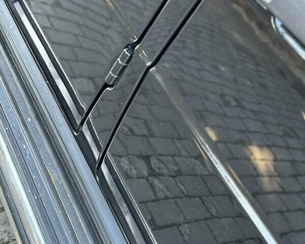 Черный Мерседес Г-Класс, объемом двигателя 4.97 л и пробегом 296 тыс. км за 27900 $, фото 19 на Automoto.ua