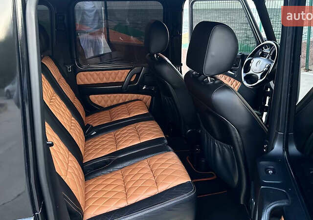 Черный Мерседес Г-Класс, объемом двигателя 5.44 л и пробегом 170 тыс. км за 35900 $, фото 10 на Automoto.ua