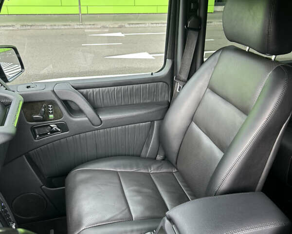 Чорний Мерседес Г-Клас, об'ємом двигуна 5.44 л та пробігом 160 тис. км за 39900 $, фото 15 на Automoto.ua