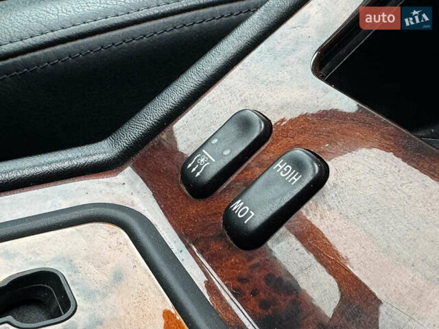 Черный Мерседес Г-Класс, объемом двигателя 5 л и пробегом 98 тыс. км за 31690 $, фото 22 на Automoto.ua