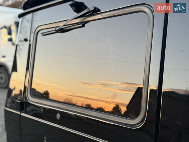 Черный Мерседес Г-Класс, объемом двигателя 4.97 л и пробегом 215 тыс. км за 33800 $, фото 10 на Automoto.ua