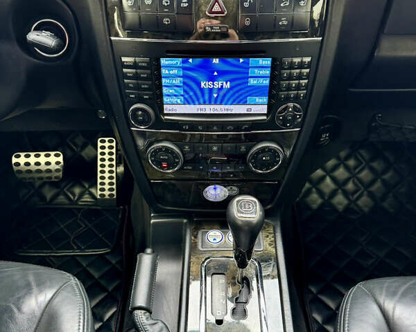 Черный Мерседес Г-Класс, объемом двигателя 5.5 л и пробегом 180 тыс. км за 40000 $, фото 28 на Automoto.ua