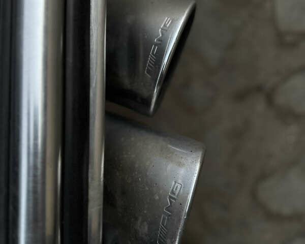 Черный Мерседес Г-Класс, объемом двигателя 4.97 л и пробегом 215 тыс. км за 33800 $, фото 18 на Automoto.ua