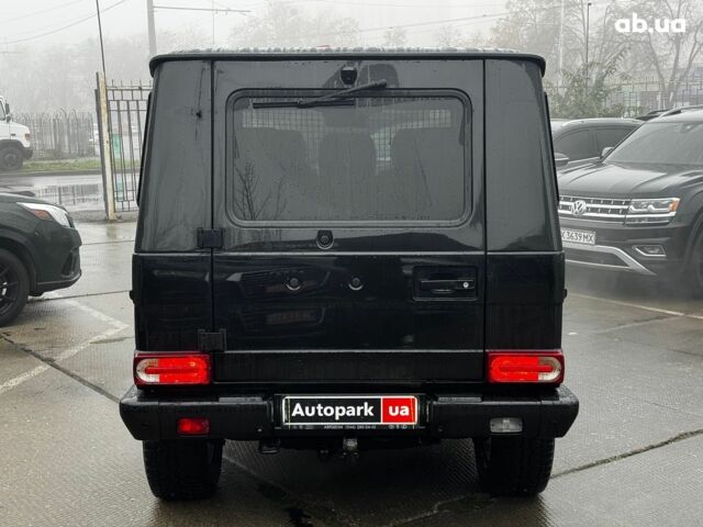 Чорний Мерседес Г-Клас, об'ємом двигуна 5 л та пробігом 98 тис. км за 31690 $, фото 6 на Automoto.ua