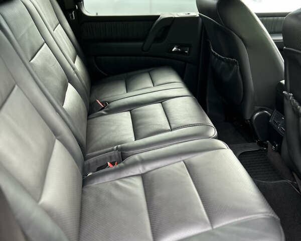 Чорний Мерседес Г-Клас, об'ємом двигуна 5.44 л та пробігом 160 тис. км за 39900 $, фото 8 на Automoto.ua