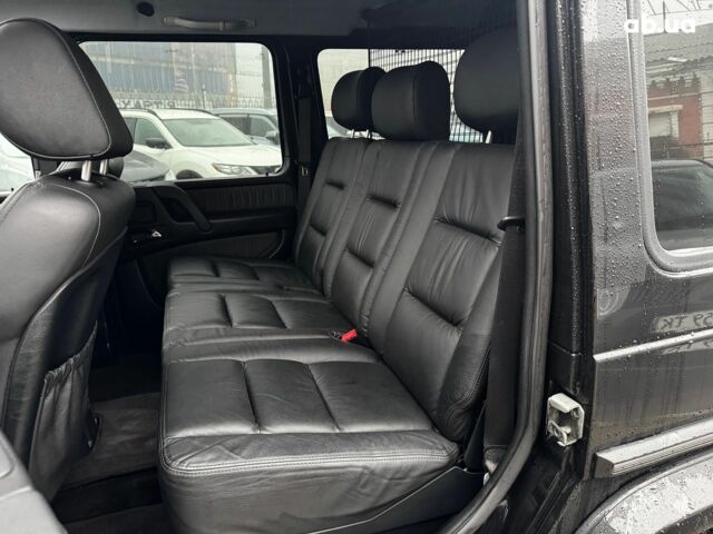 Чорний Мерседес Г-Клас, об'ємом двигуна 5 л та пробігом 98 тис. км за 31690 $, фото 26 на Automoto.ua