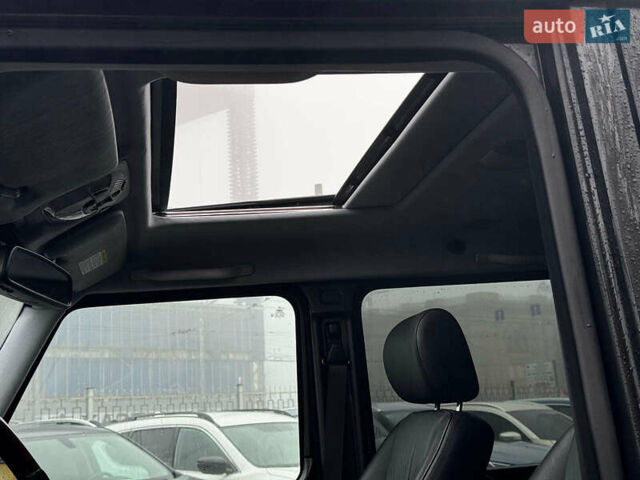Черный Мерседес Г-Класс, объемом двигателя 5 л и пробегом 98 тыс. км за 31690 $, фото 17 на Automoto.ua