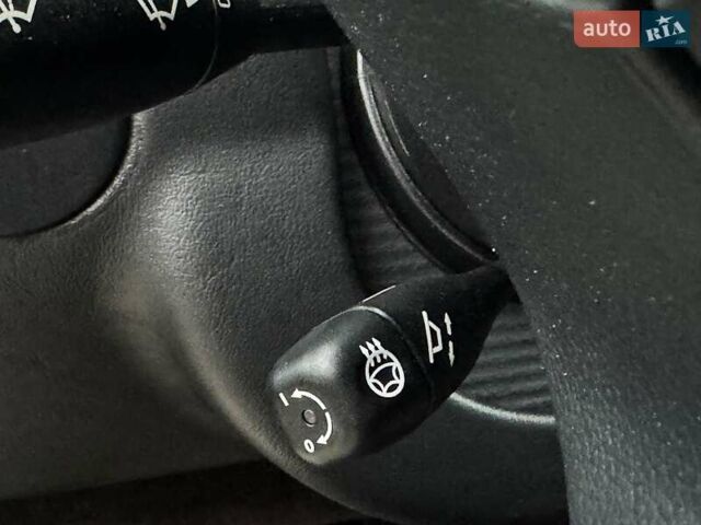 Черный Мерседес Г-Класс, объемом двигателя 5 л и пробегом 98 тыс. км за 31690 $, фото 18 на Automoto.ua