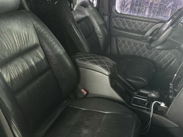 Черный Мерседес Г-Класс, объемом двигателя 5 л и пробегом 140 тыс. км за 13500 $, фото 6 на Automoto.ua