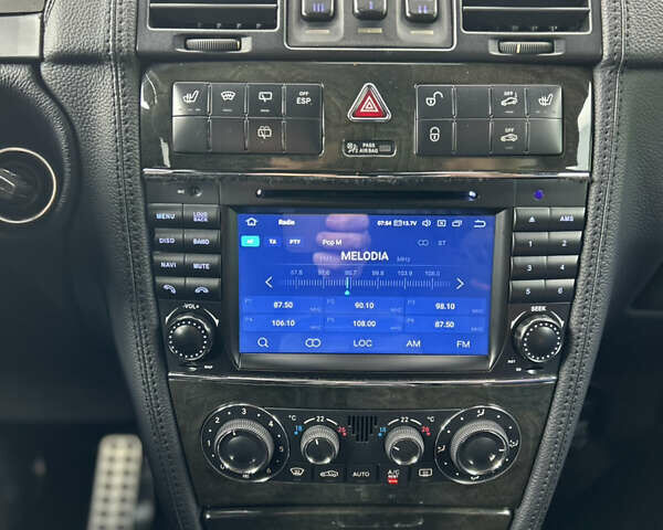 Чорний Мерседес Г-Клас, об'ємом двигуна 5.44 л та пробігом 160 тис. км за 39900 $, фото 28 на Automoto.ua