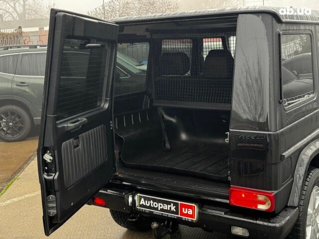 Чорний Мерседес Г-Клас, об'ємом двигуна 5 л та пробігом 98 тис. км за 31690 $, фото 7 на Automoto.ua