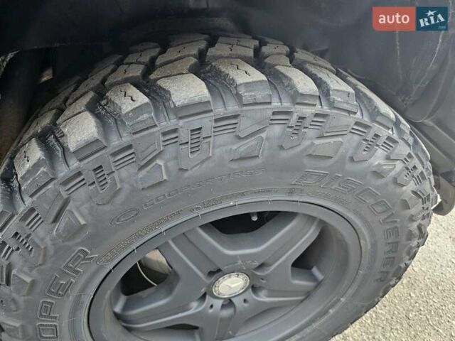 Чорний Мерседес Г-Клас, об'ємом двигуна 5.44 л та пробігом 196 тис. км за 27777 $, фото 15 на Automoto.ua