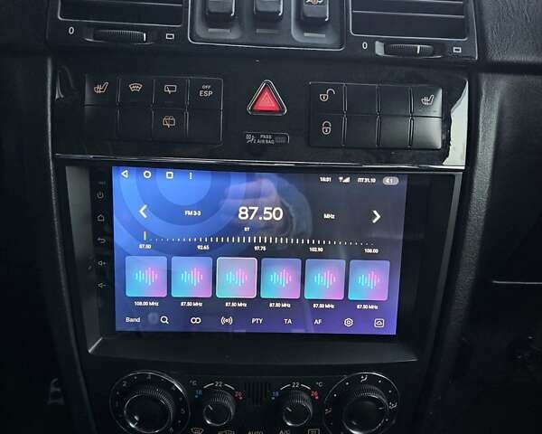 Чорний Мерседес Г-Клас, об'ємом двигуна 5.44 л та пробігом 196 тис. км за 27777 $, фото 29 на Automoto.ua