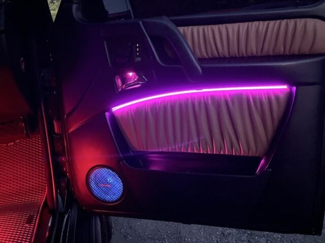 Черный Мерседес Г-Класс, объемом двигателя 5.5 л и пробегом 240 тыс. км за 35000 $, фото 18 на Automoto.ua