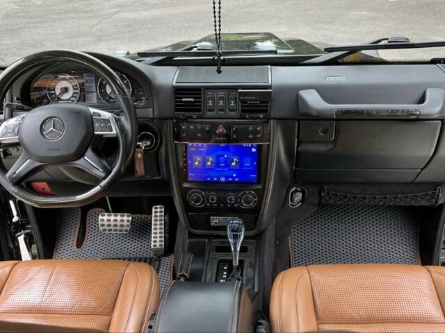 Черный Мерседес Г-Класс, объемом двигателя 5.5 л и пробегом 240 тыс. км за 35000 $, фото 7 на Automoto.ua