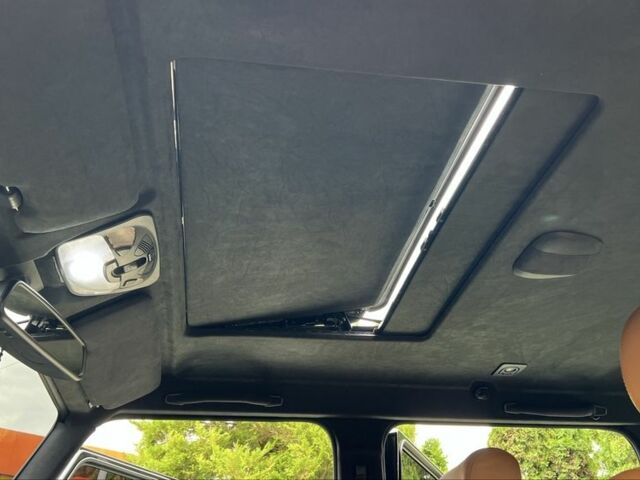 Черный Мерседес Г-Класс, объемом двигателя 5.5 л и пробегом 240 тыс. км за 35000 $, фото 14 на Automoto.ua