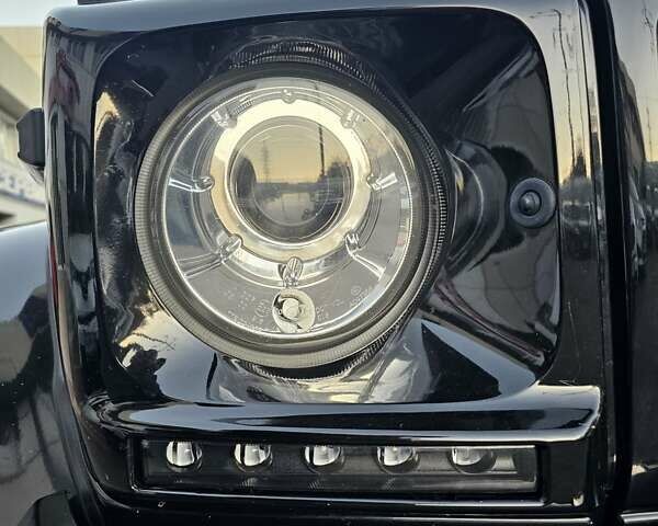 Чорний Мерседес Г-Клас, об'ємом двигуна 5.44 л та пробігом 196 тис. км за 27777 $, фото 16 на Automoto.ua