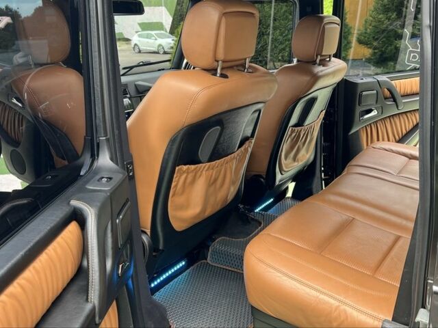 Черный Мерседес Г-Класс, объемом двигателя 5.5 л и пробегом 240 тыс. км за 35000 $, фото 8 на Automoto.ua