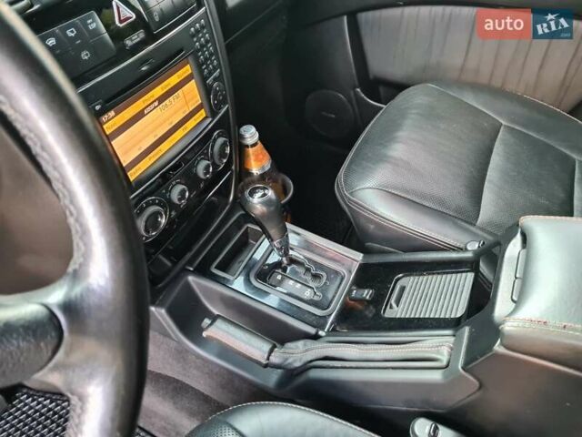 Чорний Мерседес Г-Клас, об'ємом двигуна 5.5 л та пробігом 170 тис. км за 33750 $, фото 16 на Automoto.ua