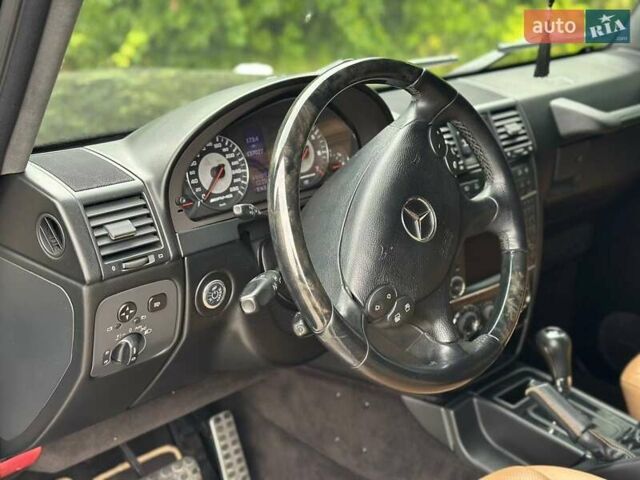 Черный Мерседес Г-Класс, объемом двигателя 5.5 л и пробегом 136 тыс. км за 42000 $, фото 9 на Automoto.ua