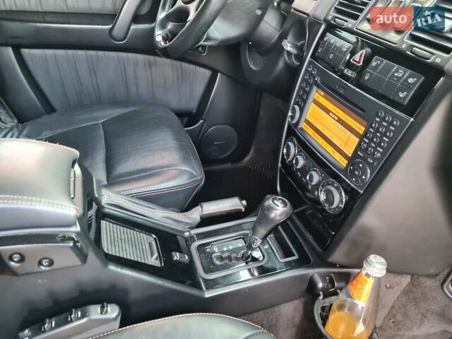 Чорний Мерседес Г-Клас, об'ємом двигуна 5.5 л та пробігом 170 тис. км за 33750 $, фото 3 на Automoto.ua