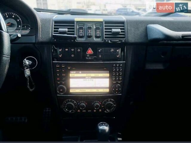 Чорний Мерседес Г-Клас, об'ємом двигуна 5.5 л та пробігом 170 тис. км за 33750 $, фото 34 на Automoto.ua