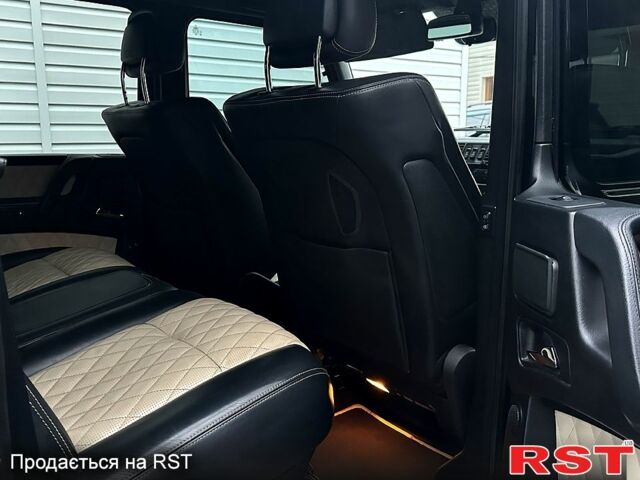 Черный Мерседес Г-Класс, объемом двигателя 5.5 л и пробегом 176 тыс. км за 37900 $, фото 2 на Automoto.ua