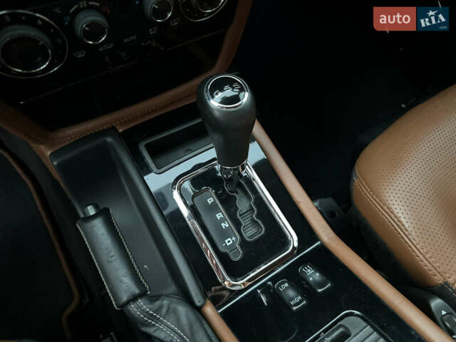 Мерседес Г-Клас 2010 у Харкові на Automoto.ua Чорний Мерседес Г-Клас, об'ємом двигуна 5.44 л та пробігом 109 тис. км за 32999 $, фото 85 на Automoto.ua