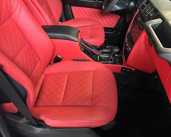 Черный Мерседес Г-Класс, объемом двигателя 5.4 л и пробегом 155 тыс. км за 43000 $, фото 13 на Automoto.ua