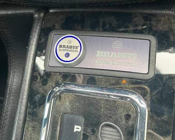 Чорний Мерседес Г-Клас, об'ємом двигуна 0 л та пробігом 123 тис. км за 135000 $, фото 9 на Automoto.ua