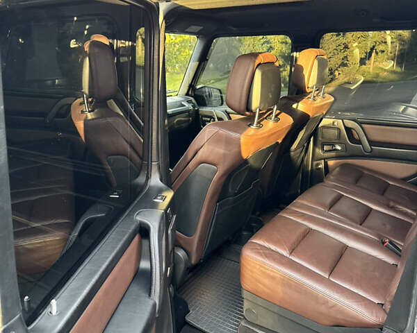 Черный Мерседес Г-Класс, объемом двигателя 5.44 л и пробегом 172 тыс. км за 52000 $, фото 17 на Automoto.ua