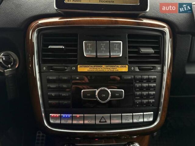 Чорний Мерседес Г-Клас, об'ємом двигуна 5.5 л та пробігом 181 тис. км за 42500 $, фото 26 на Automoto.ua