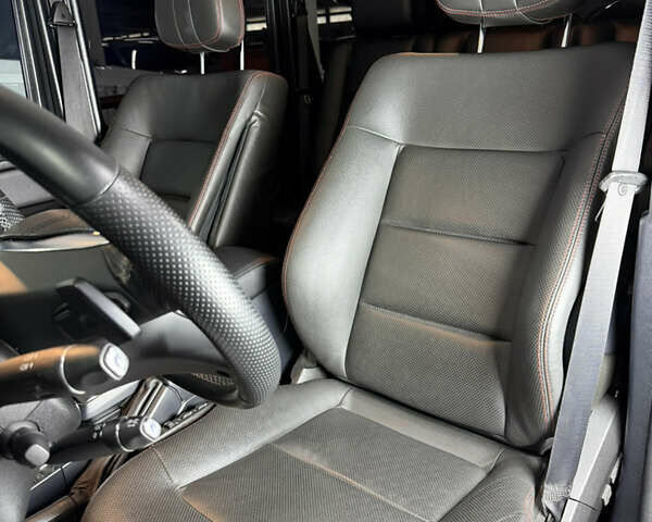 Черный Мерседес Г-Класс, объемом двигателя 3 л и пробегом 100 тыс. км за 57000 $, фото 42 на Automoto.ua