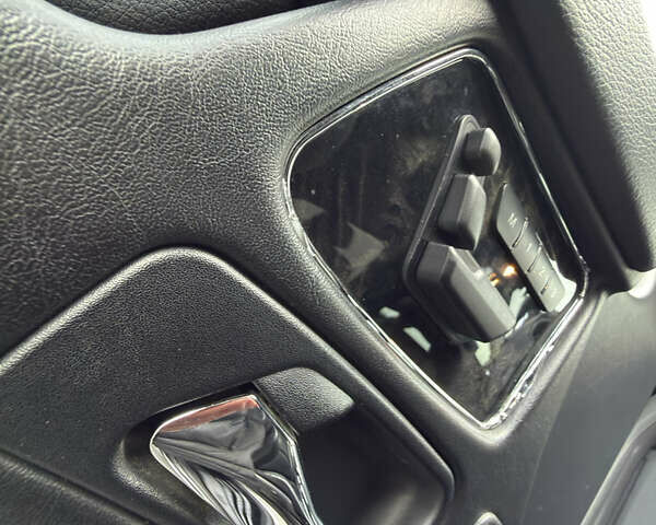 Чорний Мерседес Г-Клас, об'ємом двигуна 3 л та пробігом 89 тис. км за 52500 $, фото 32 на Automoto.ua