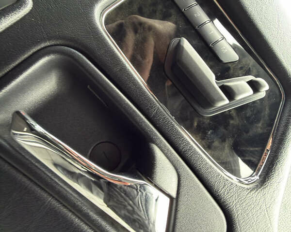 Чорний Мерседес Г-Клас, об'ємом двигуна 3 л та пробігом 89 тис. км за 52500 $, фото 33 на Automoto.ua