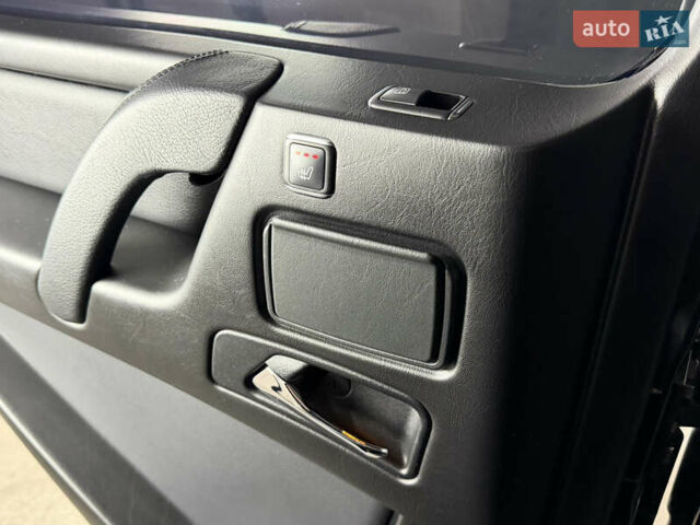 Черный Мерседес Г-Класс, объемом двигателя 3 л и пробегом 100 тыс. км за 57000 $, фото 70 на Automoto.ua