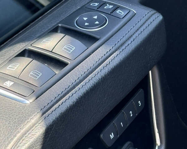 Черный Мерседес Г-Класс, объемом двигателя 5.46 л и пробегом 93 тыс. км за 60300 $, фото 38 на Automoto.ua