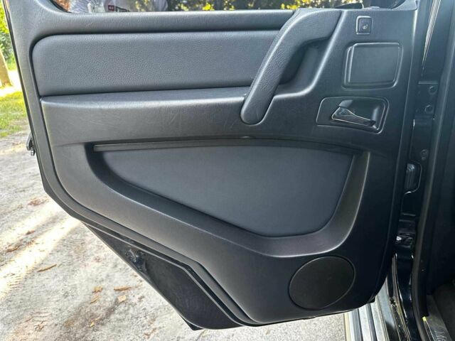 Черный Мерседес Г-Класс, объемом двигателя 5.5 л и пробегом 165 тыс. км за 46390 $, фото 21 на Automoto.ua