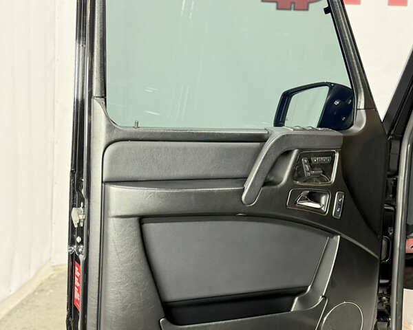 Черный Мерседес Г-Класс, объемом двигателя 3 л и пробегом 100 тыс. км за 57000 $, фото 39 на Automoto.ua