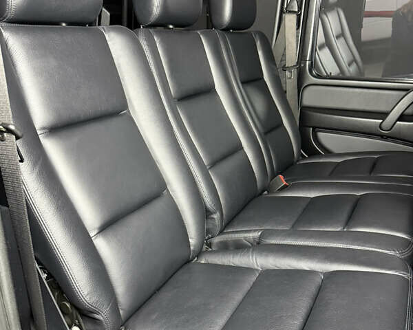 Черный Мерседес Г-Класс, объемом двигателя 3 л и пробегом 100 тыс. км за 57000 $, фото 62 на Automoto.ua