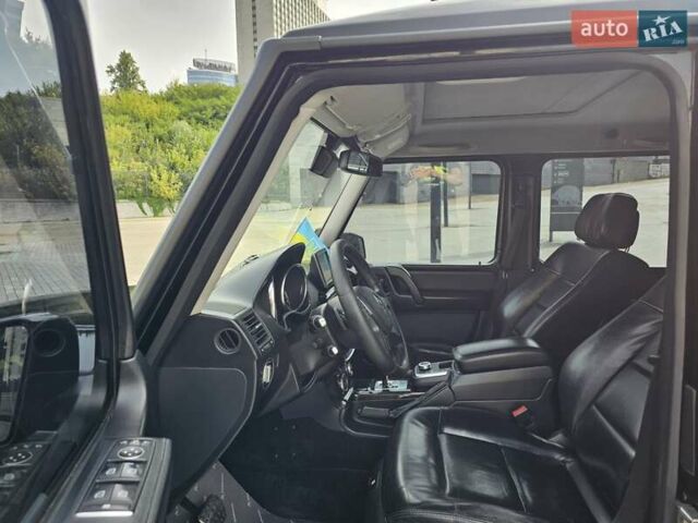 Черный Мерседес Г-Класс, объемом двигателя 2.99 л и пробегом 182 тыс. км за 50000 $, фото 10 на Automoto.ua