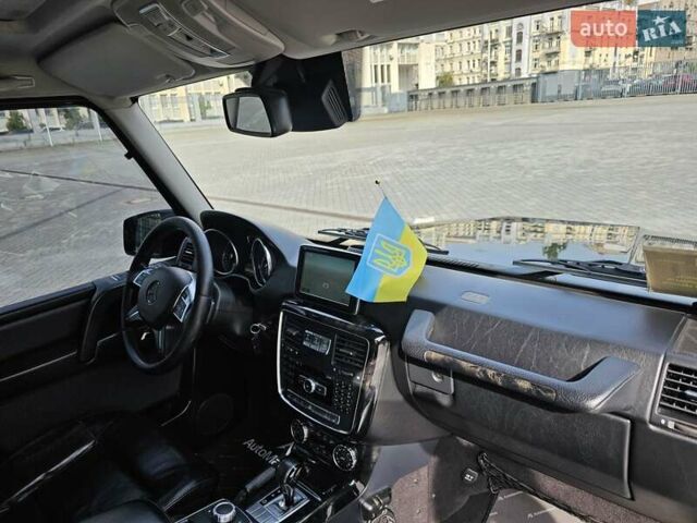 Черный Мерседес Г-Класс, объемом двигателя 2.99 л и пробегом 182 тыс. км за 50000 $, фото 18 на Automoto.ua
